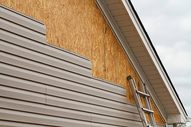 24/7 Emergency Siding Contractor experts in Clarksburg, PA